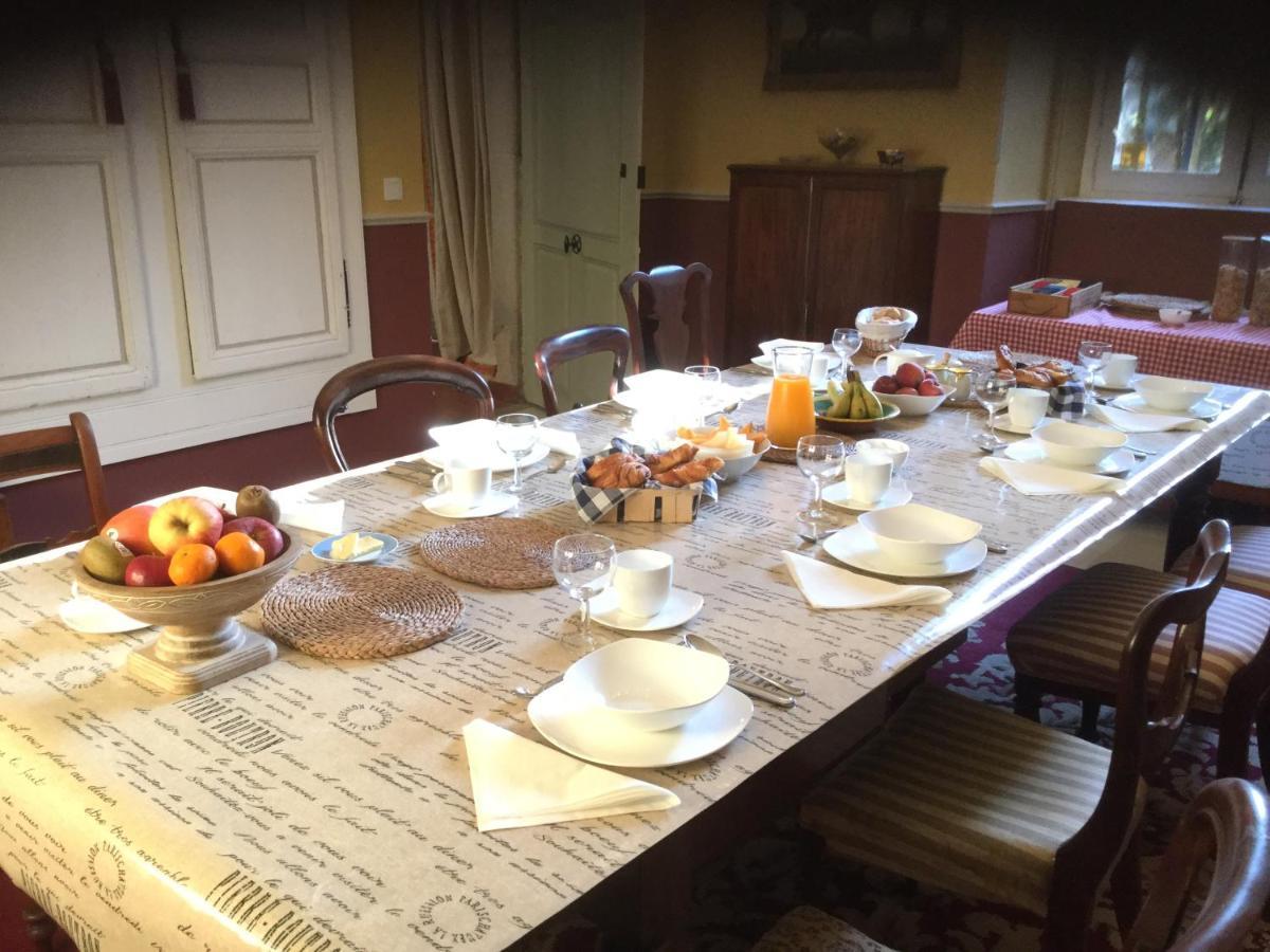 Bed and Breakfast Maison Delmas Puy-l'Eveque Экстерьер фото